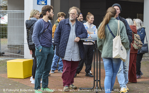 25.10.2025 - Illustrationen und Wall Art mit Katharina Konte und Architekten Herbert Kocht des Marx-Zentrum  